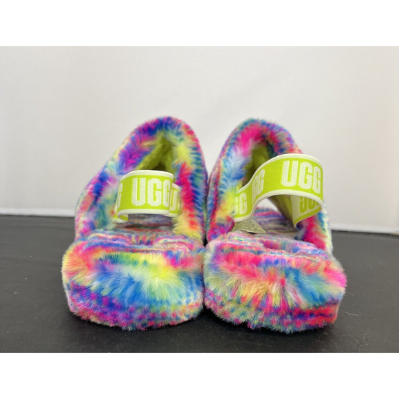 Ugg Fluff Yeah Pixelate 1125007K Youth Slides Size Y-6 Slipper Benefits Charity - Picture 6 of 14